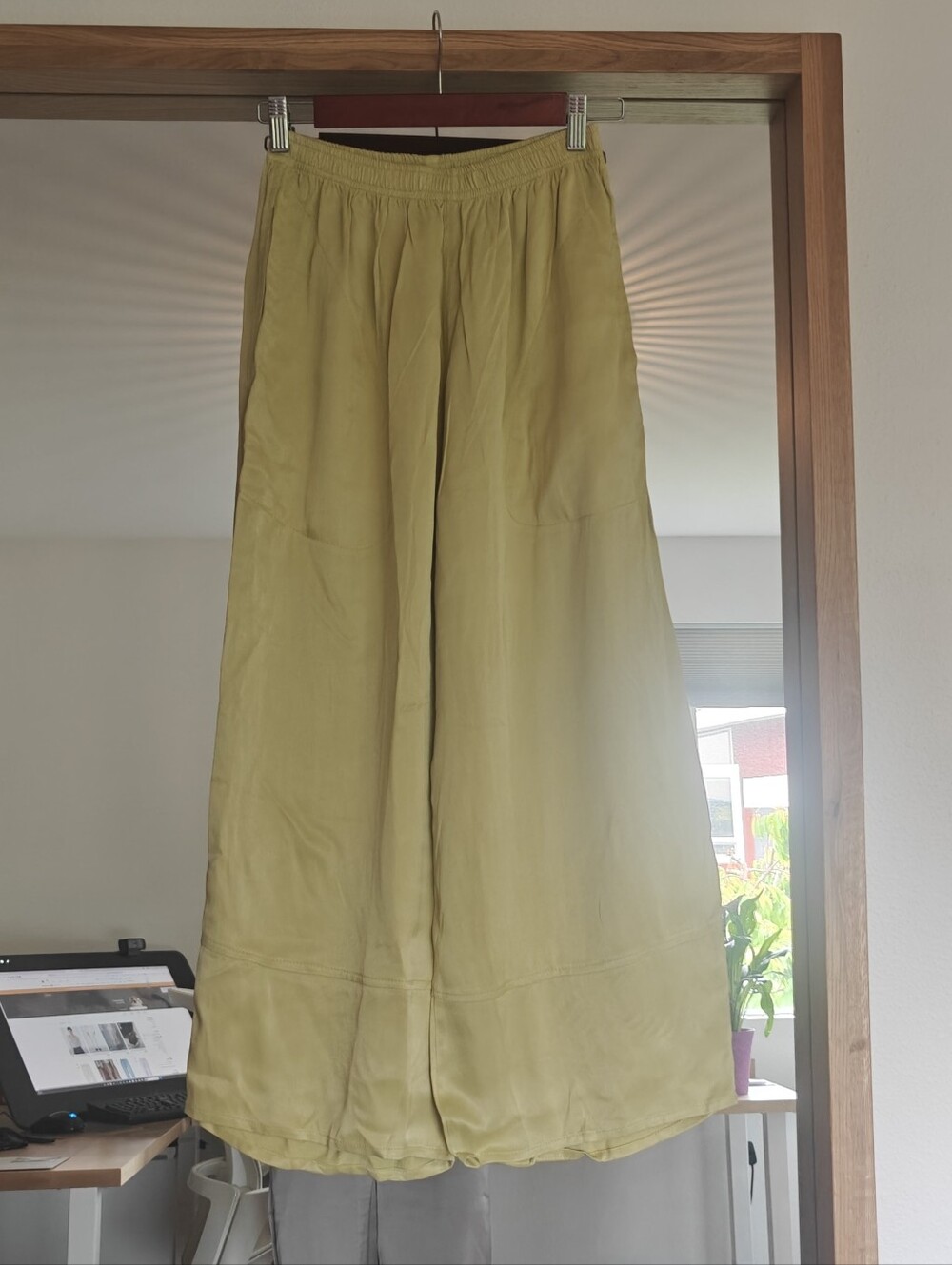 Yoli & Otis Luella Trousers | S/M | Pistachio | NWOT